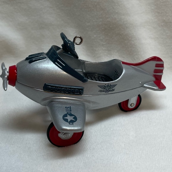Murray Airplane Kiddie Car Classic Hallmark Ornament - Picture 5 of 14